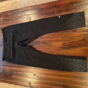Lululemon Tight Stuff - Size 8 - 25”